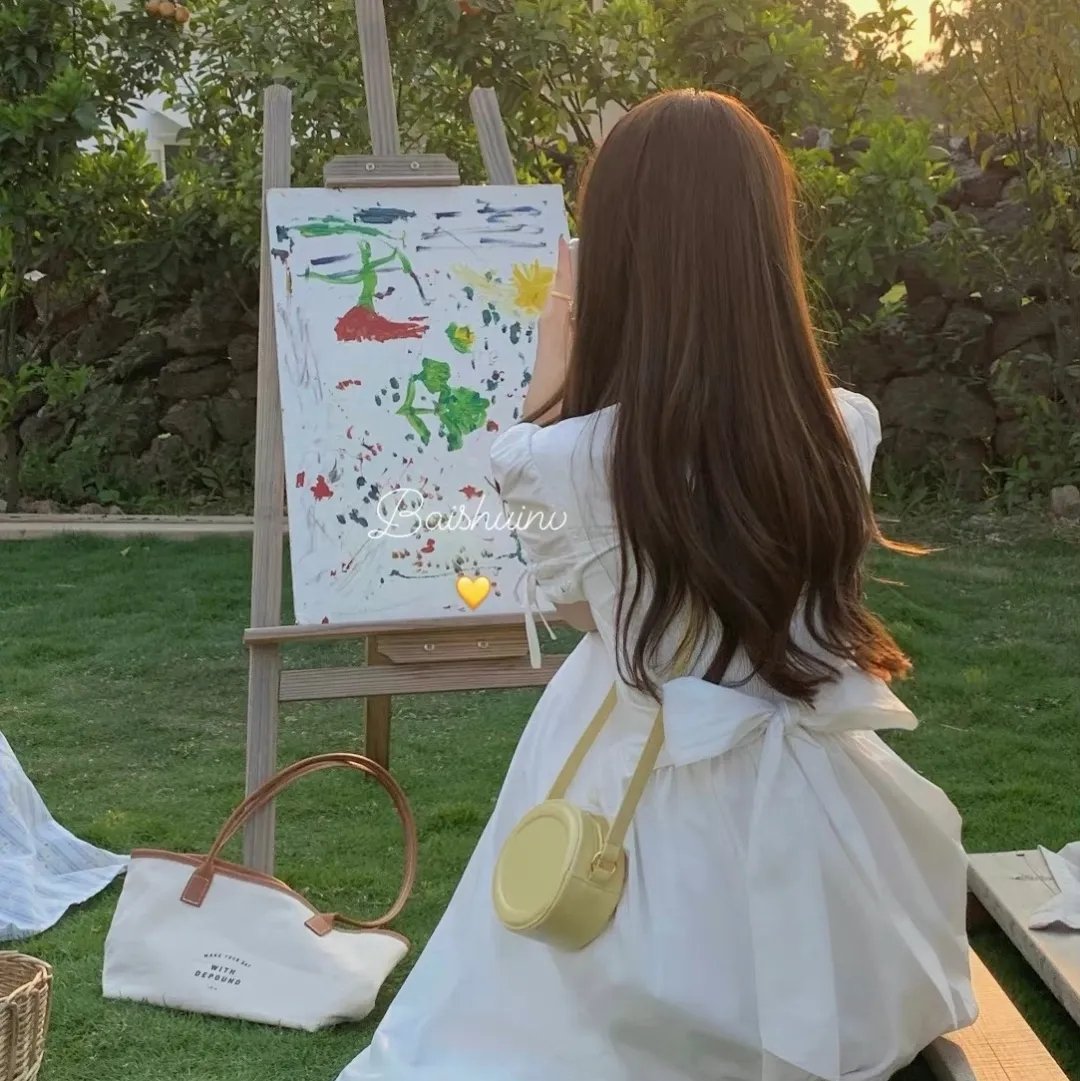 黄蜂女